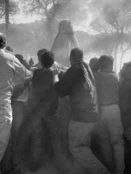 61 debajo de la virgen